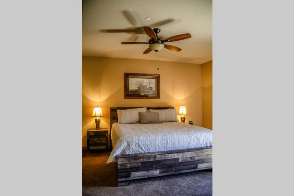 Luxury Riverfront Townhome Pagosa Springs Exterior photo