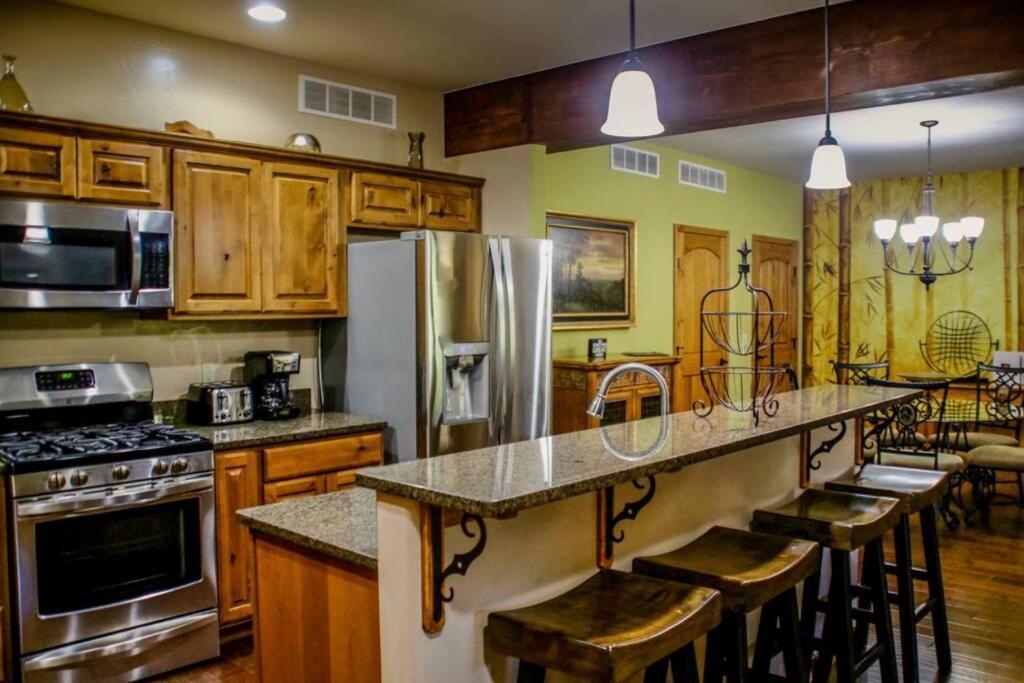 Luxury Riverfront Townhome Pagosa Springs Exterior photo